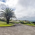 Casinha Do Monte * Achadinha