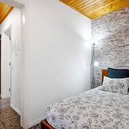 Casinha Do Monte Holiday home *